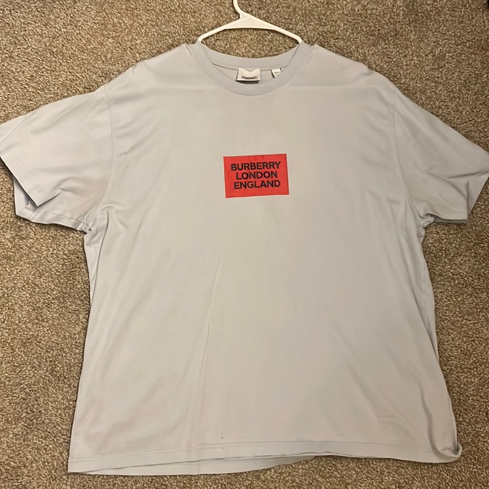 Used Burberry shirt - UNISEX